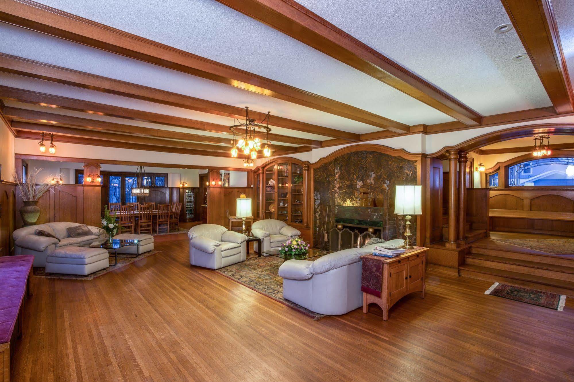 Stewart Inn Wausau Exteriér fotografie