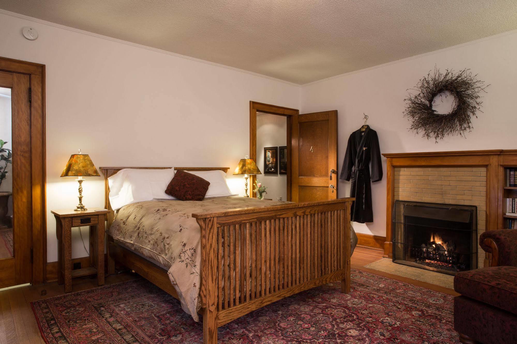 Stewart Inn Wausau Exteriér fotografie
